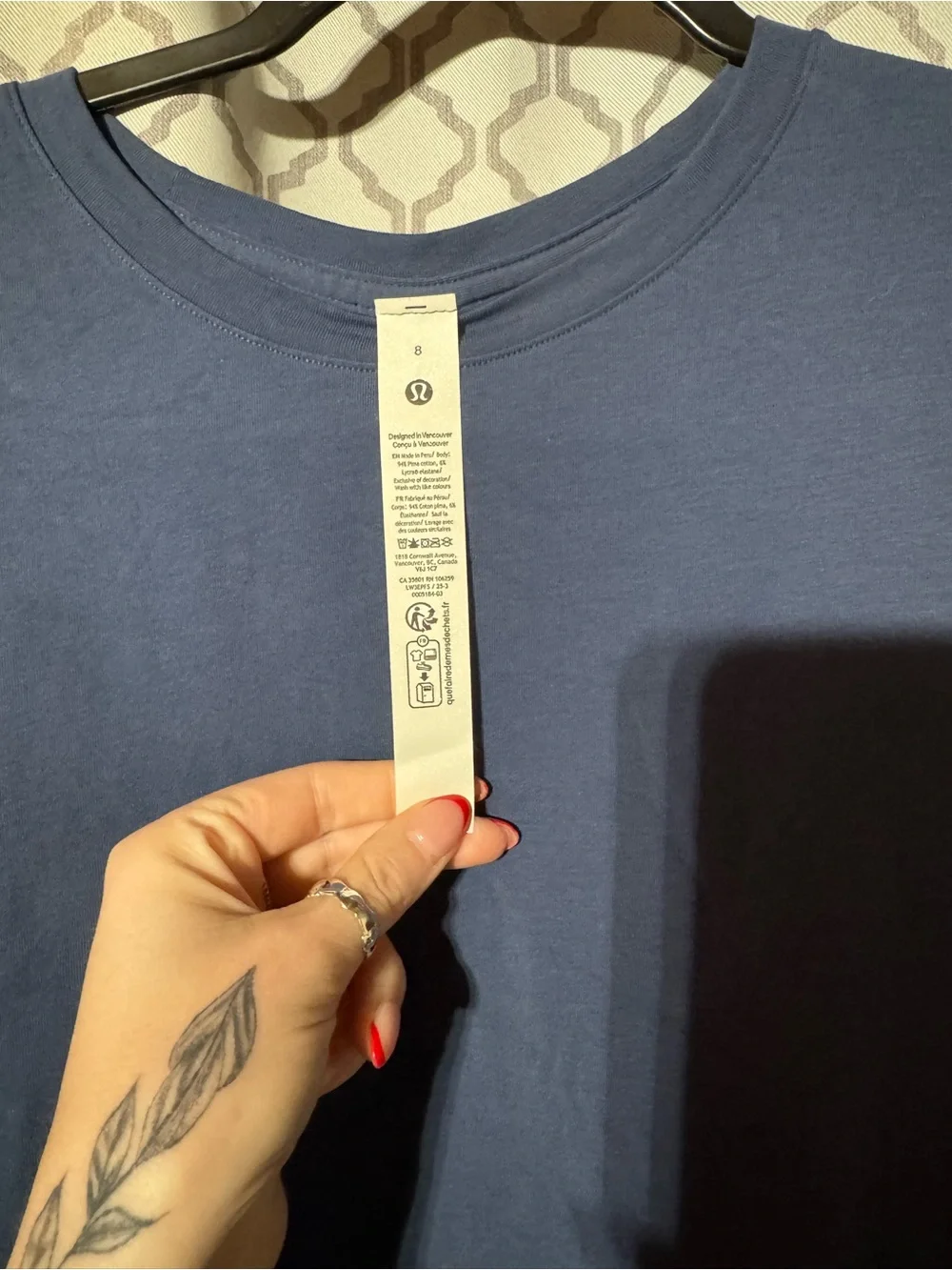 Lululemon basic t shirt